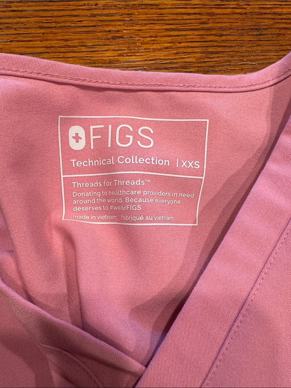 Chalk Pink FIGS Scrub Set - Picture 3 of 5
